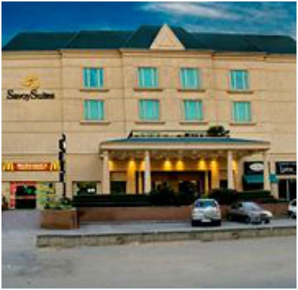 Savoy Suites Noida Exterior photo