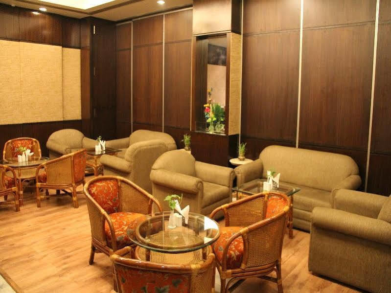 Savoy Suites Noida Exterior photo