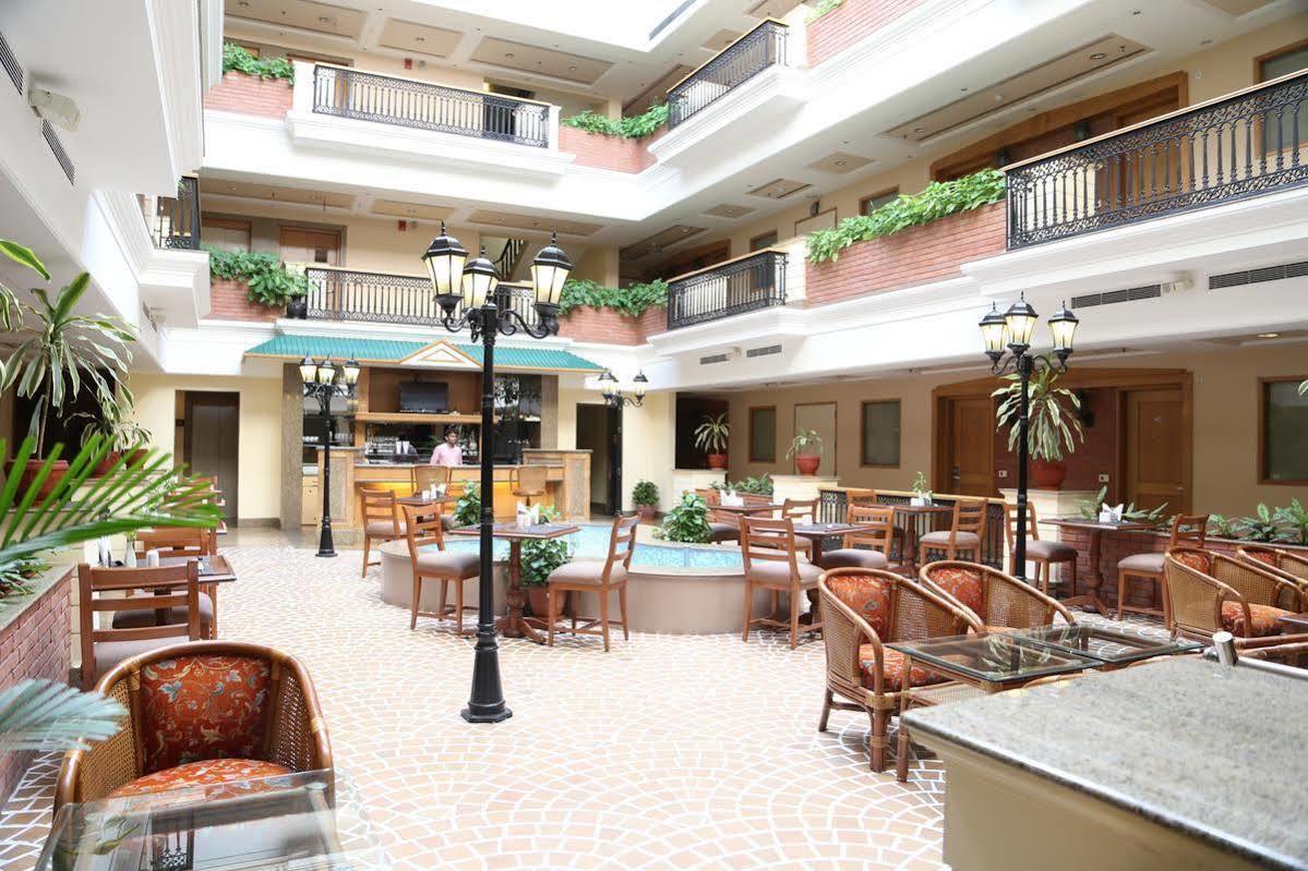 Savoy Suites Noida Exterior photo